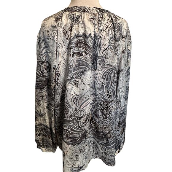 Chicos Gray Paisley Top Size 3 (Womens XL) Long Sleeve Career Blouse Preppy - Picture 4 of 8